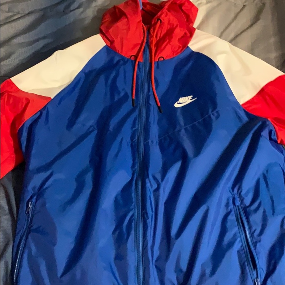 Nike windbreaker